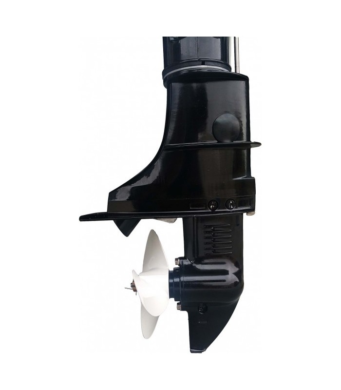 MOTOR FUERABORDA 8CV 4 TIEMPOS EJE CORTO